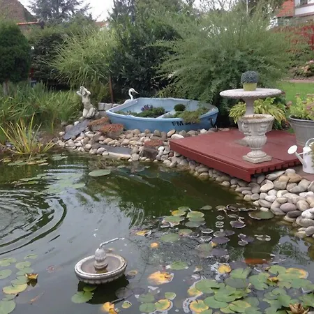 Gasper Business & Garden بيت ضيافة رونهيم