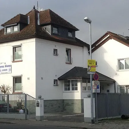 Gasper Business & Garden Pensión 3*