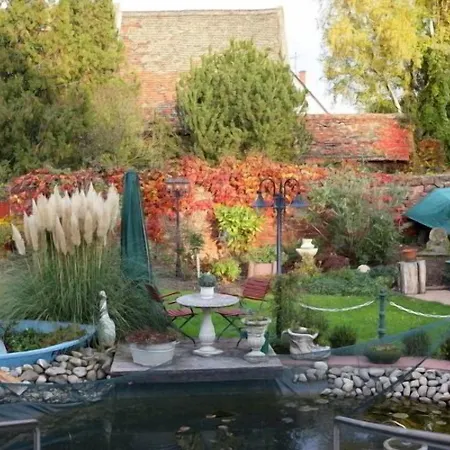 Gasper Business & Garden بيت ضيافة